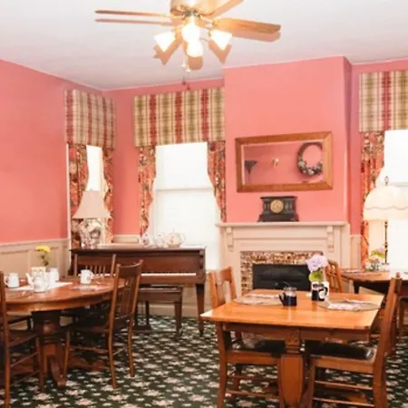 Meadows Inn-3